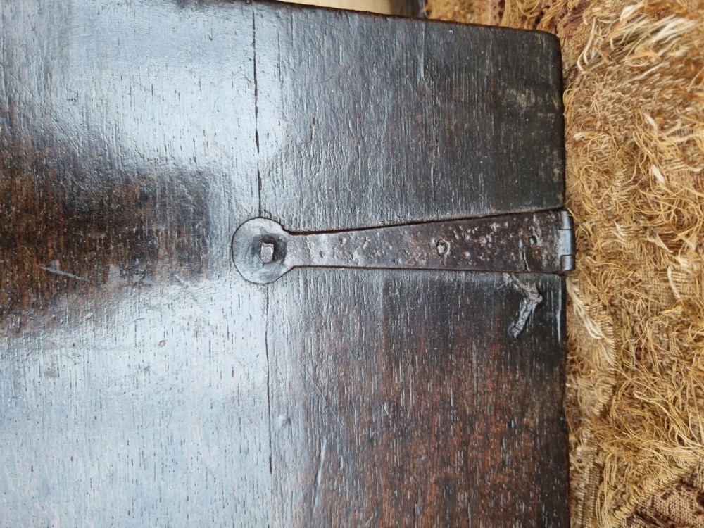 A SIMPLE SMALL L17THC 
