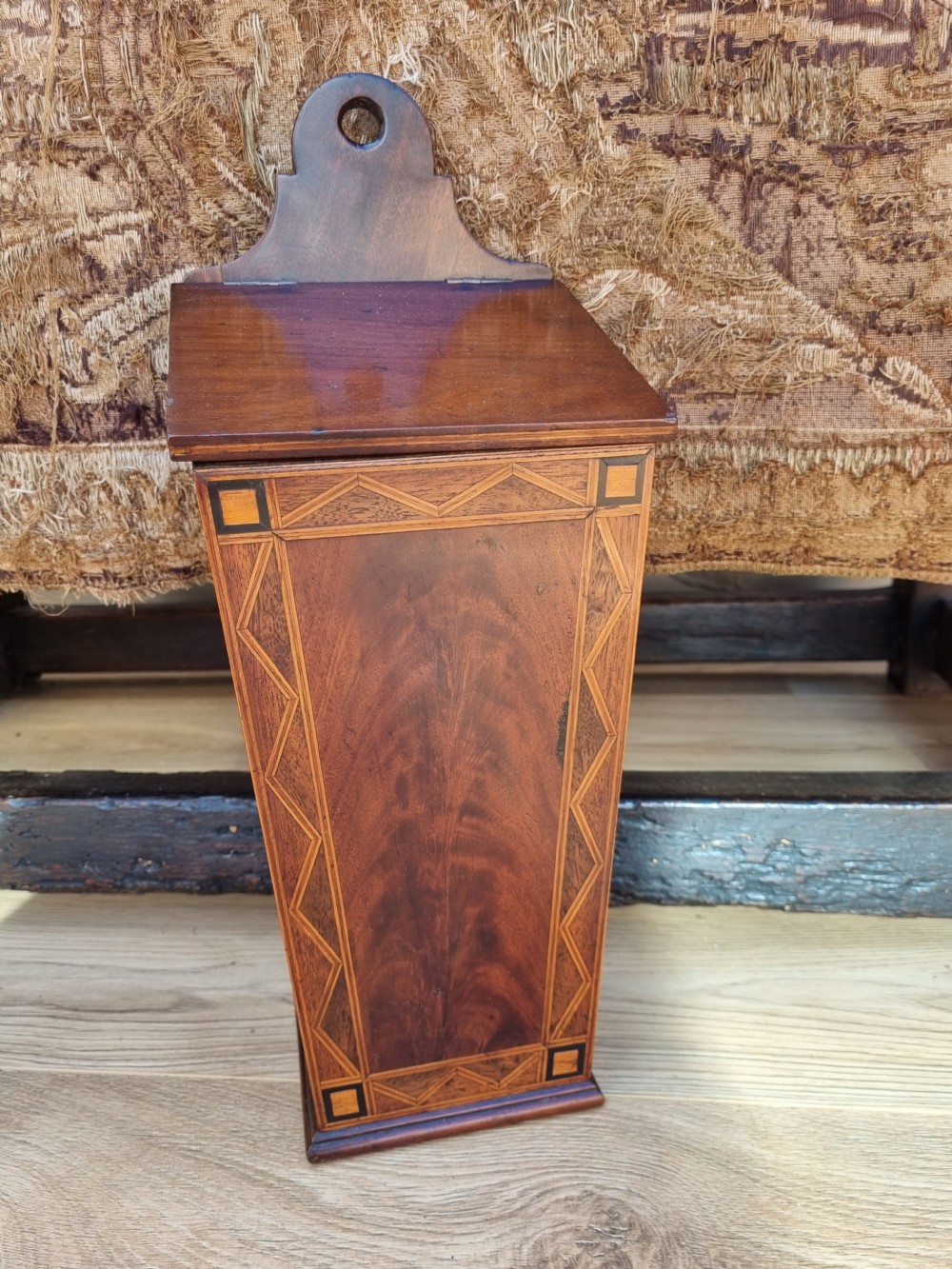 SMART LARGE  GEORGIAN MAHOGANY INLAID CANDLE BOX (HANGING) View V