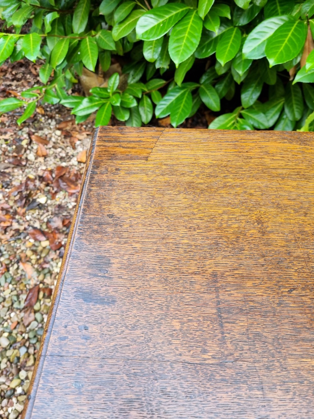 SMALL GEORGIAN OAK KNEEHOLE DESK IN ORIGINAL CONDITION C1770 View VII