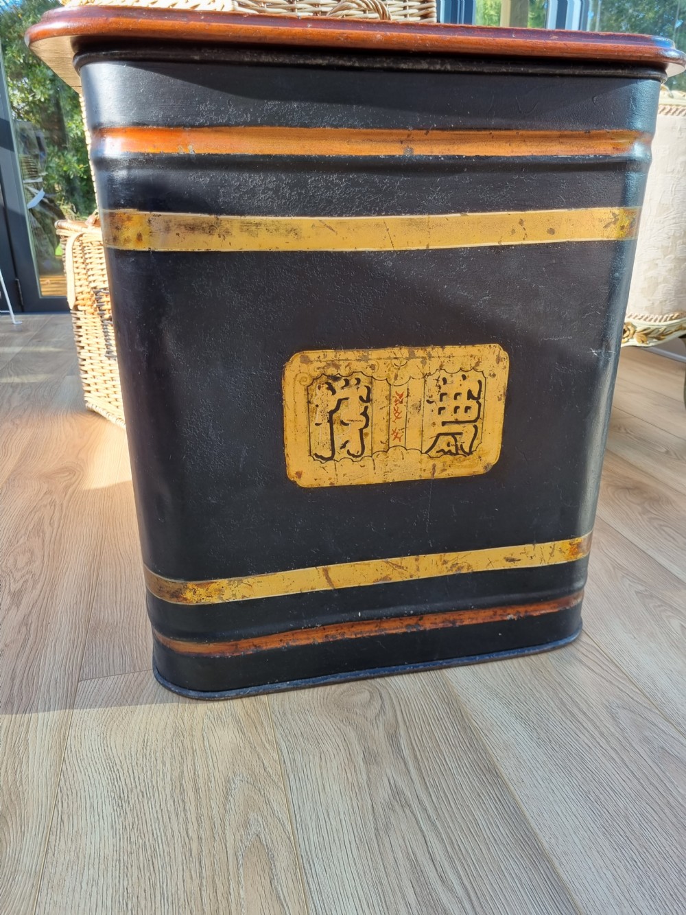 SUPER LARGE L19THC TEA CANISTER WITH A MAHOGANY TOP View III