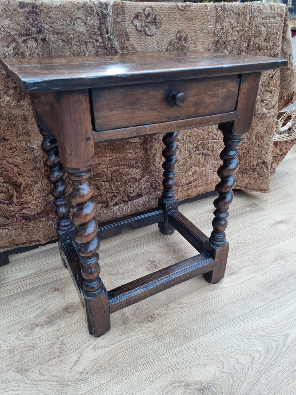 ANTIQUE 17THC OAK SIDE TABLE OF SMALL SIZE.