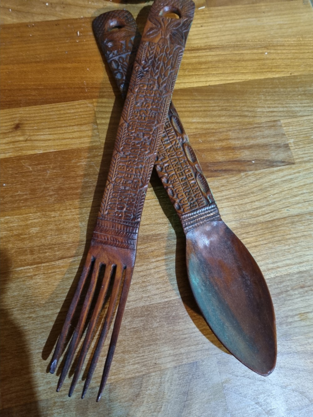 RARE PAIR OF 19THC CARVED WELSH LOVE SPOON AND FORK DATED 1882 View VIII