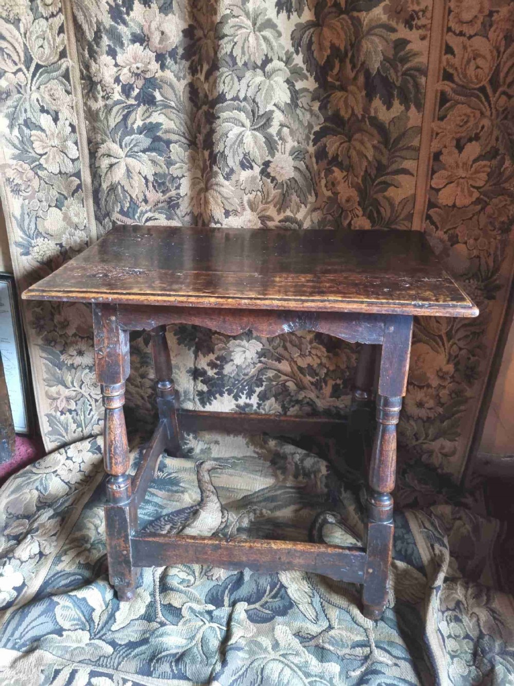 AN UNUSUAL LATE 17THC OAK LOW TABLE C1680 ENGLISH