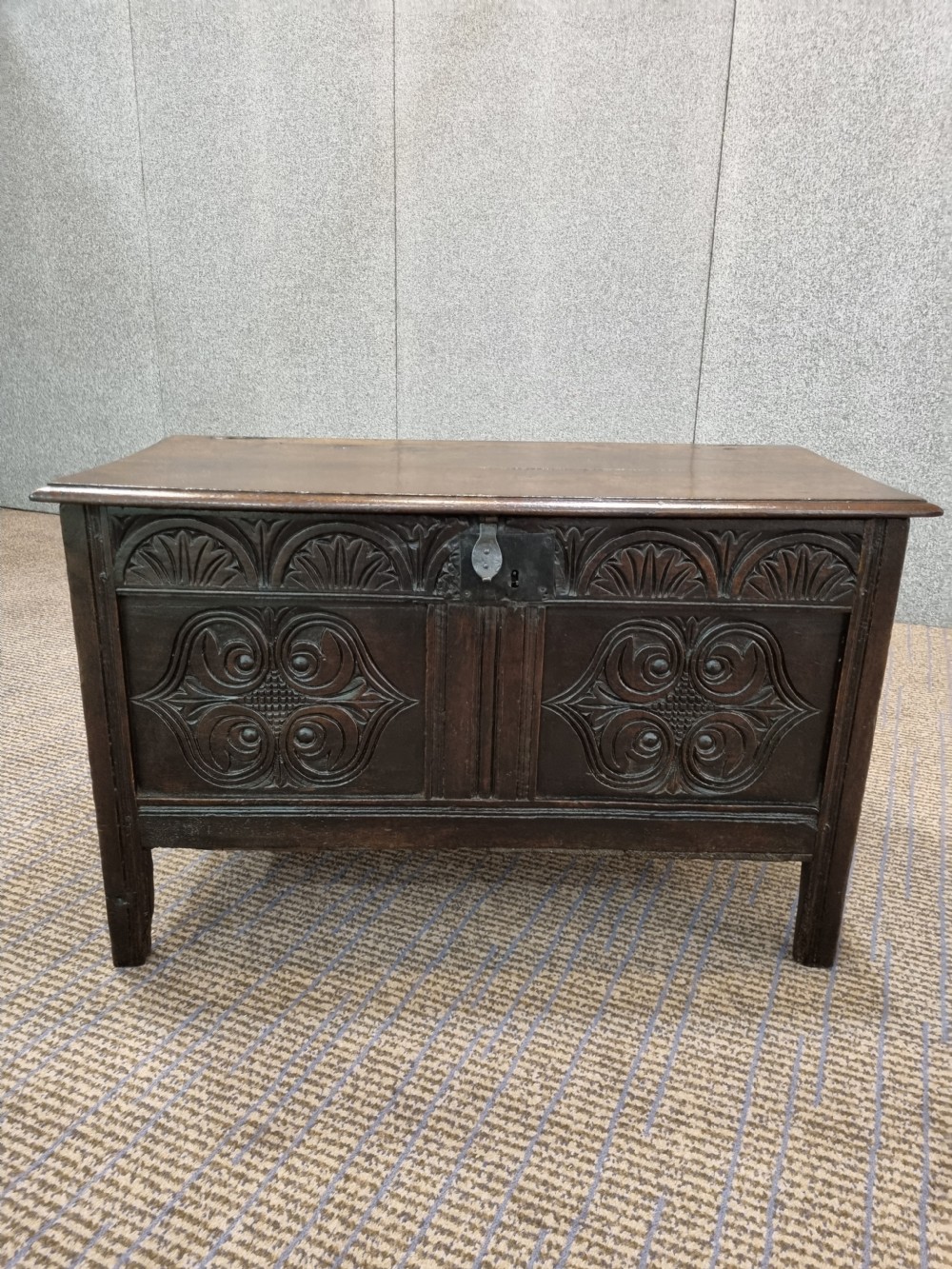 GOOD LATE 17THC CARVED OAK COFFER ORIGINAL THROUGHOUT. View VII