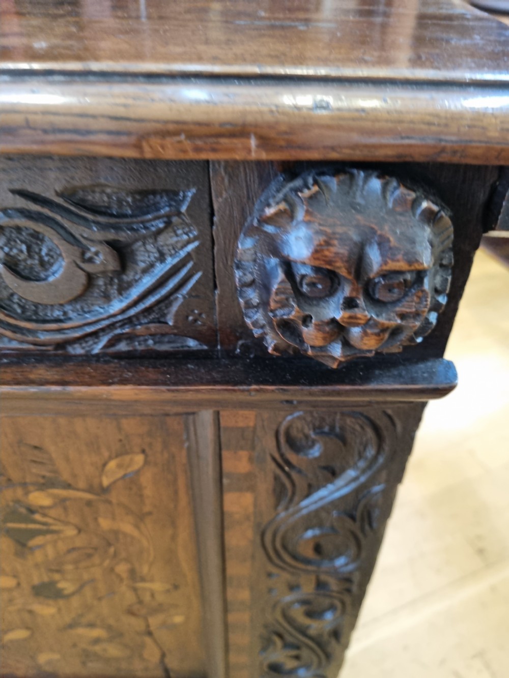 RARE MID 17TH C YORKSHIRE MARQUETRY PANELLED  OAK COFFER/KIST  View III
