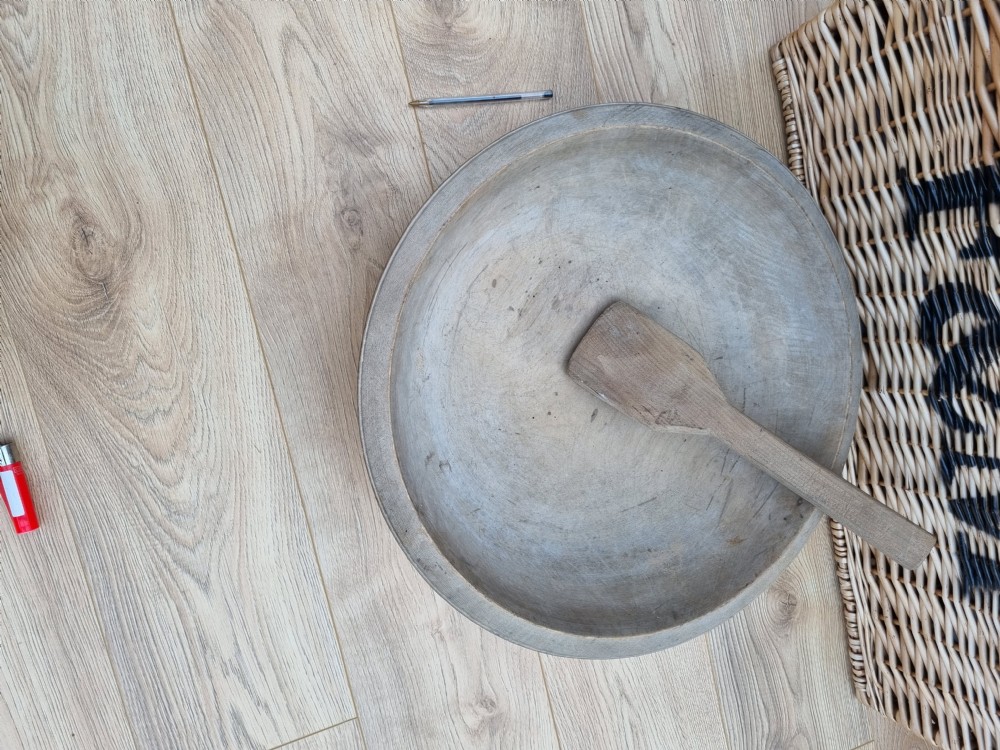 EXCEPTIONAL LARGE 19THC SYCAMORE 18INCH DAIRY BOWL AND STIRRER View V
