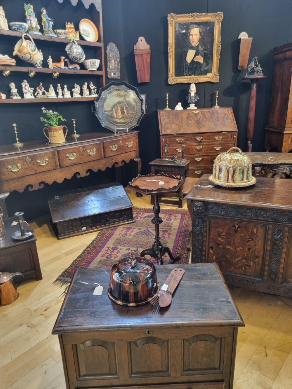 RARE MID 17TH C YORKSHIRE MARQUETRY PANELLED  OAK COFFER/KIST  View XI
