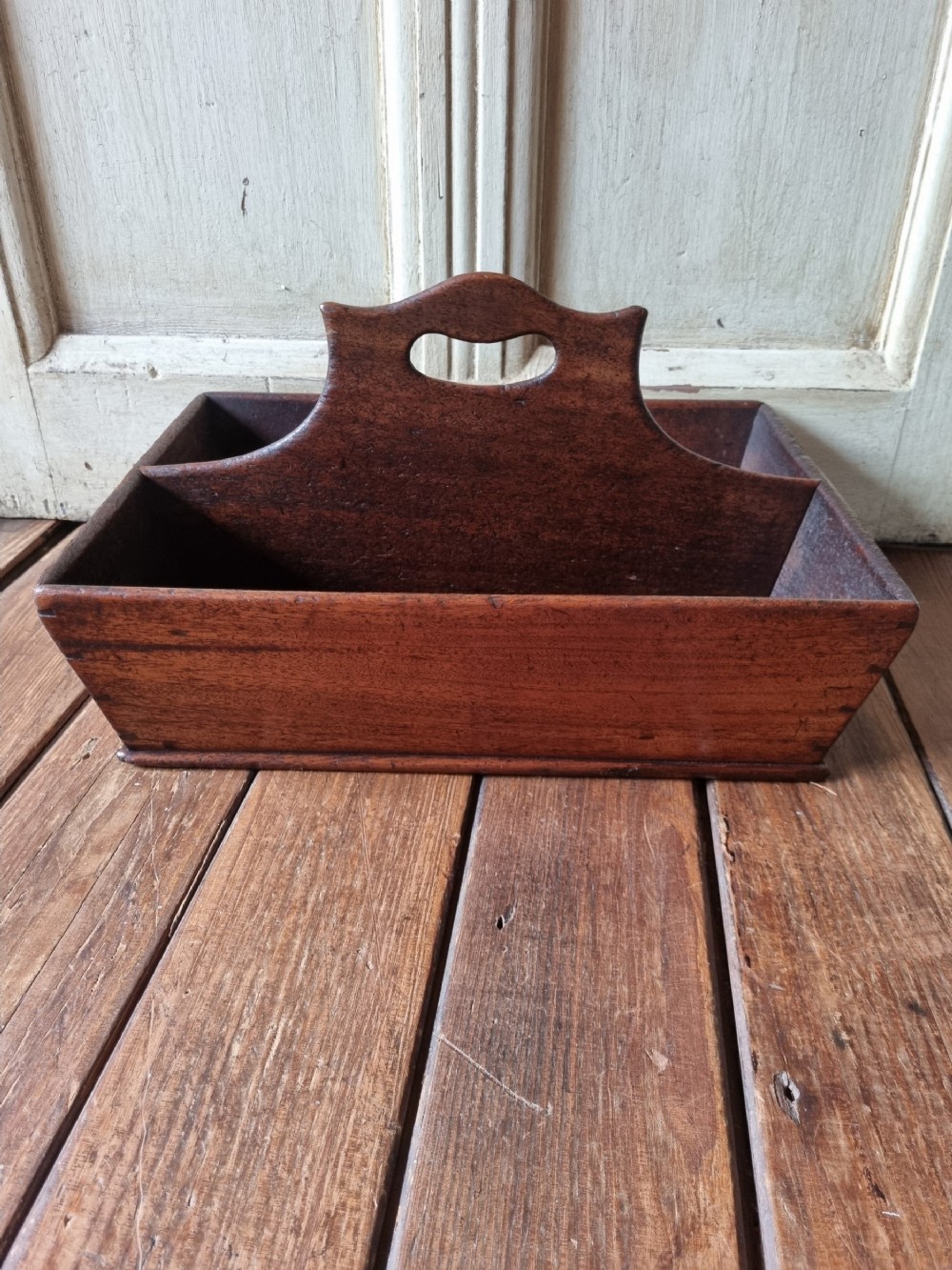 LARGE GEORGIAN MAHOGANY CULTERY 2 DIVISION BOX