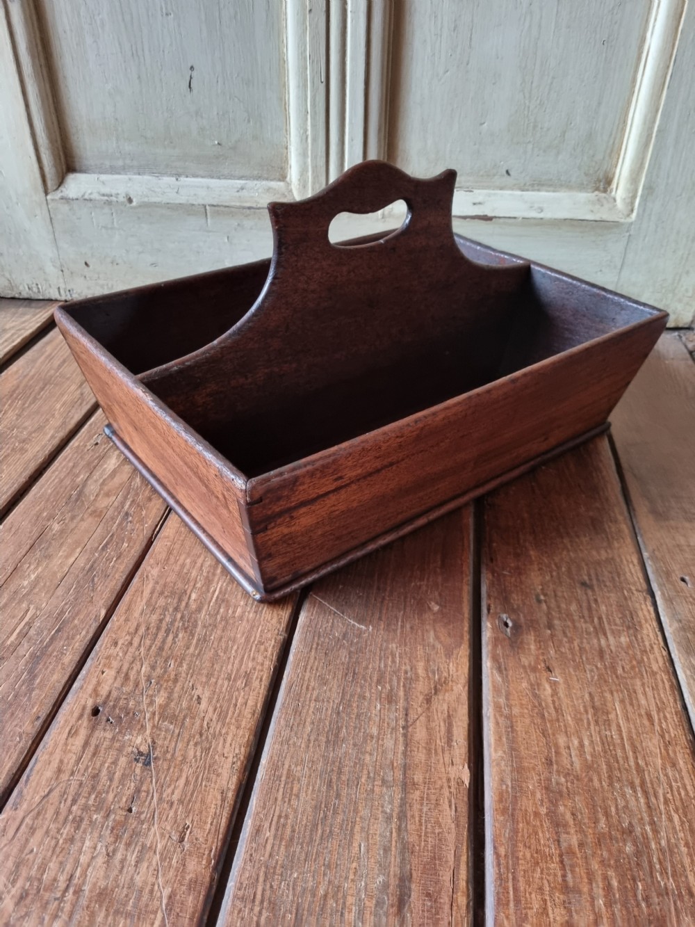 LARGE GEORGIAN MAHOGANY CULTERY 2 DIVISION BOX View VI