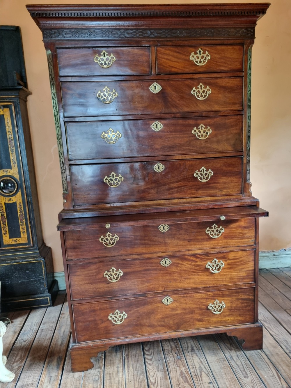 GEORGIAN SMALL MAHOGANY CHEST ON CHEST WITH HAIR SLIDE View VI