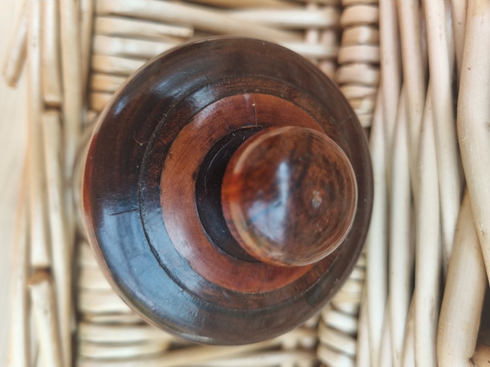 18THC COROMANDEL ROUND WEIGHT  View III
