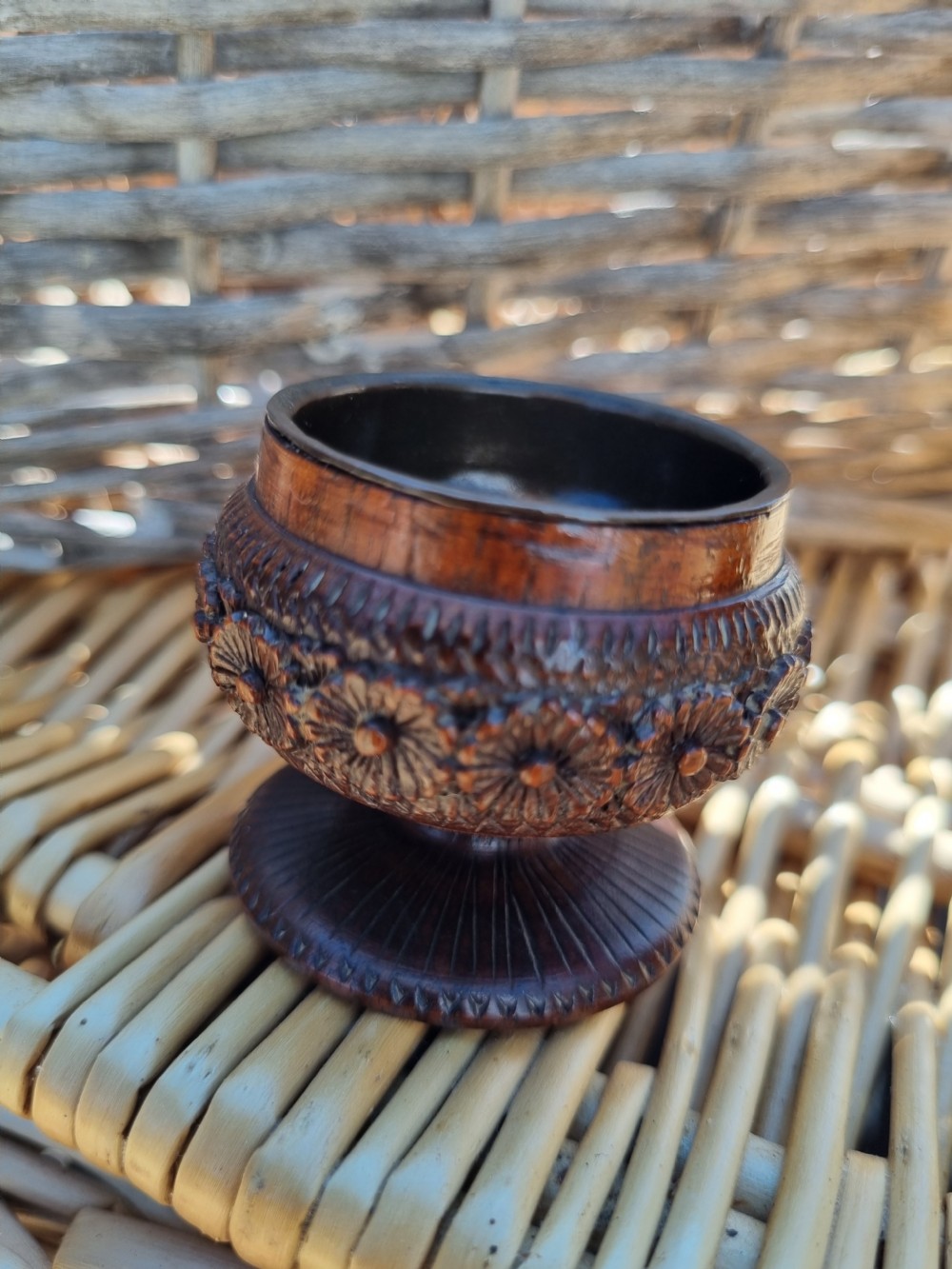 18TH SUPERBLY CARVED SALT GOBLET View V