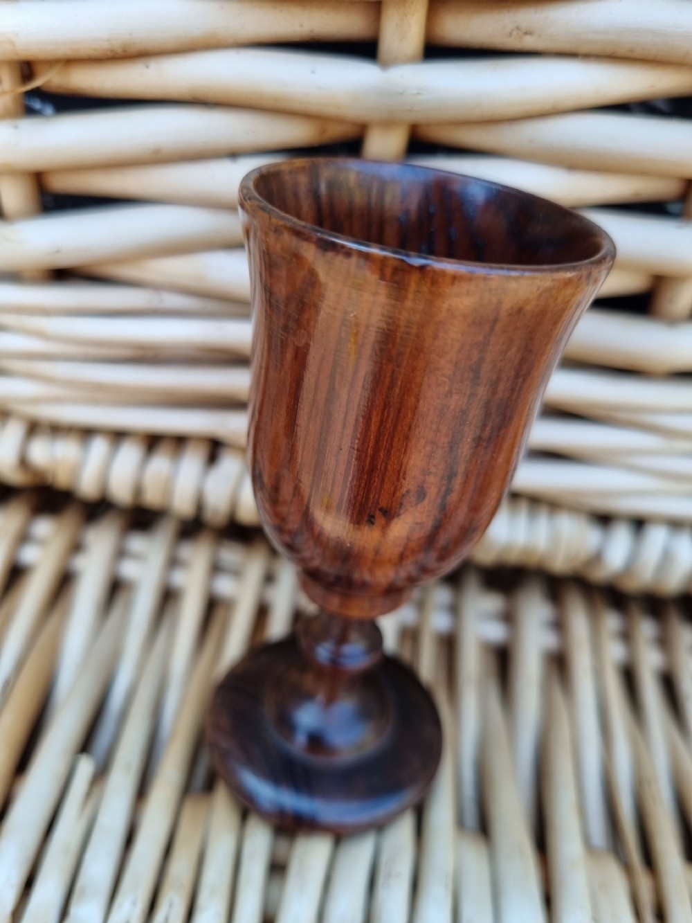 18THC SOLID ROSEWOOD TASTING GOBLET