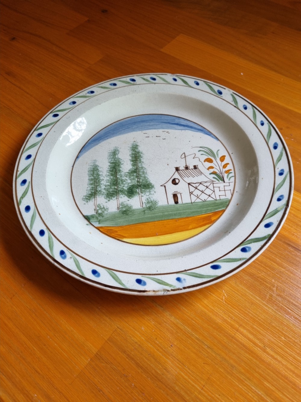 LATE 18THC NAIVE PEARLWARE PLATE View V