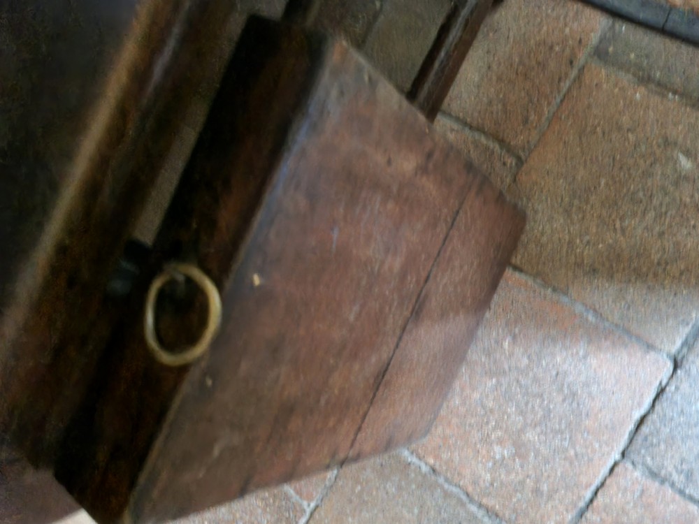 LATE 17THC SMALL OAK TABLE CHAIR (MONK,S BENCH) View XII