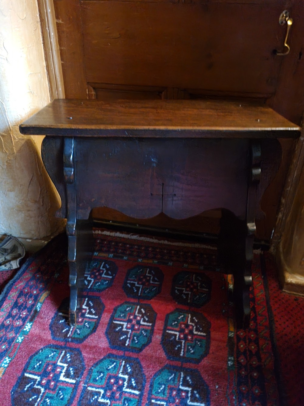 A NEAR PAIR OF SUBSTANTIAL ANTIQUE. 