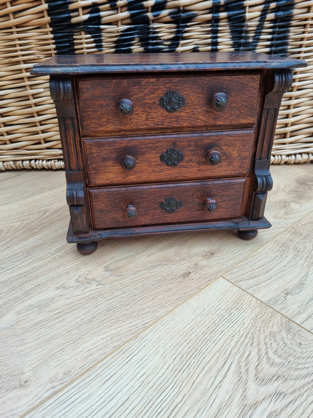 A MINATURE OAK 19THC CHEST OF DRAWERS View VII