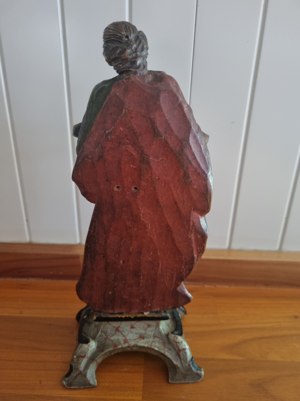 SUPERB L17THC /E 18THC POLYCHROME  FIGURE OF A DISCIPLE . View III