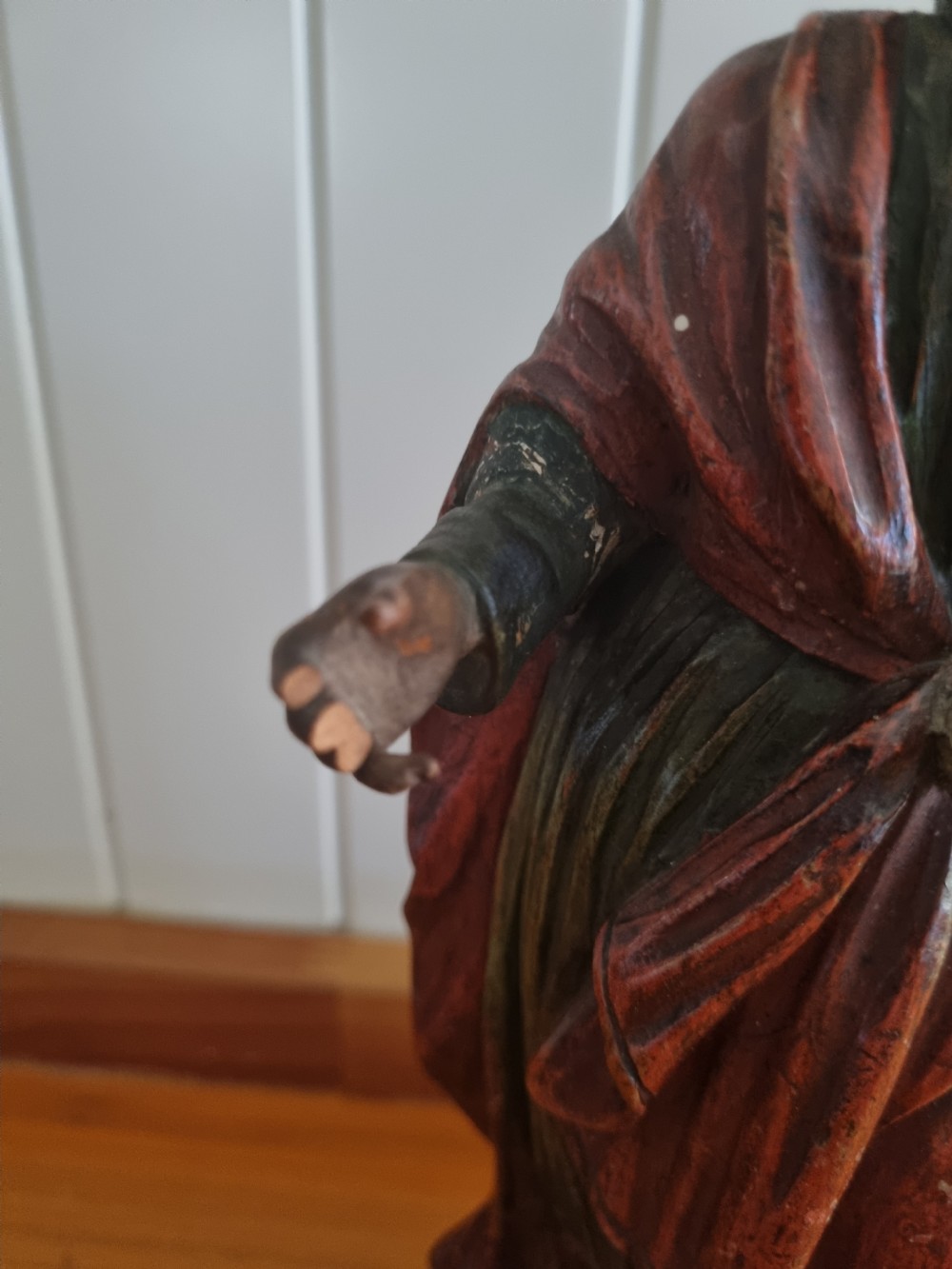 SUPERB L17THC /E 18THC POLYCHROME  FIGURE OF A DISCIPLE . View V