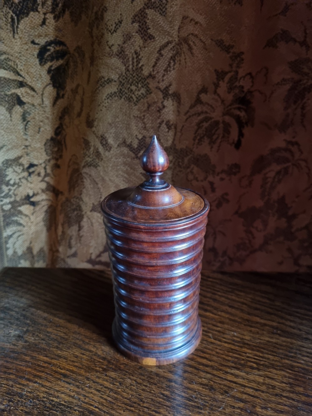 A. RARE RIBBED 18THC TREEN RIBBED TOBACCO JAR AND LID View V
