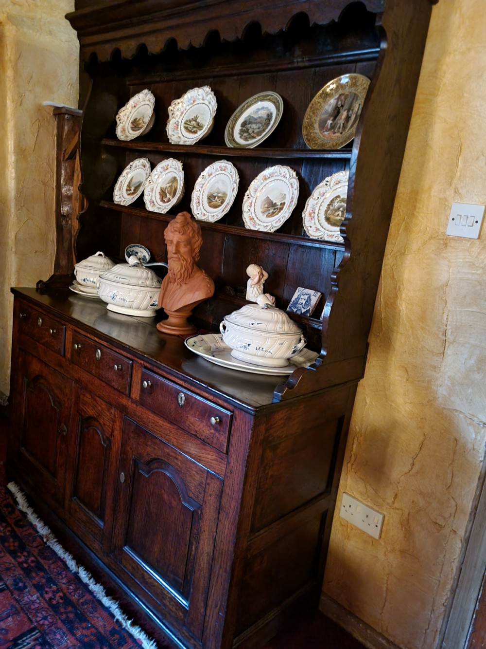 RARE MID 18THC SMALL LLANRWST OAK DRESSER AND RACK 138CMSL View VI