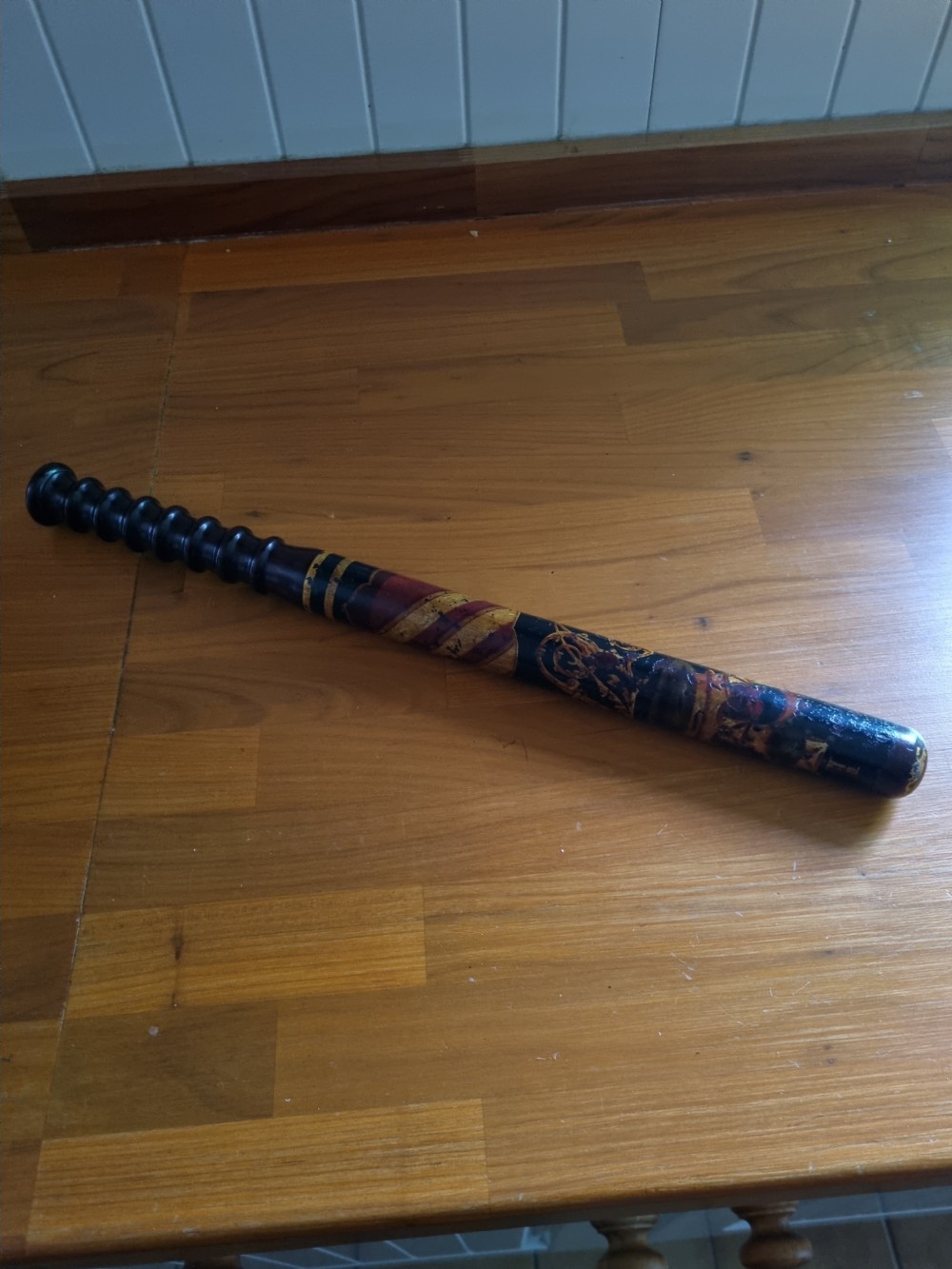  19THC DECORATED POLICE TRUNCHEON View V
