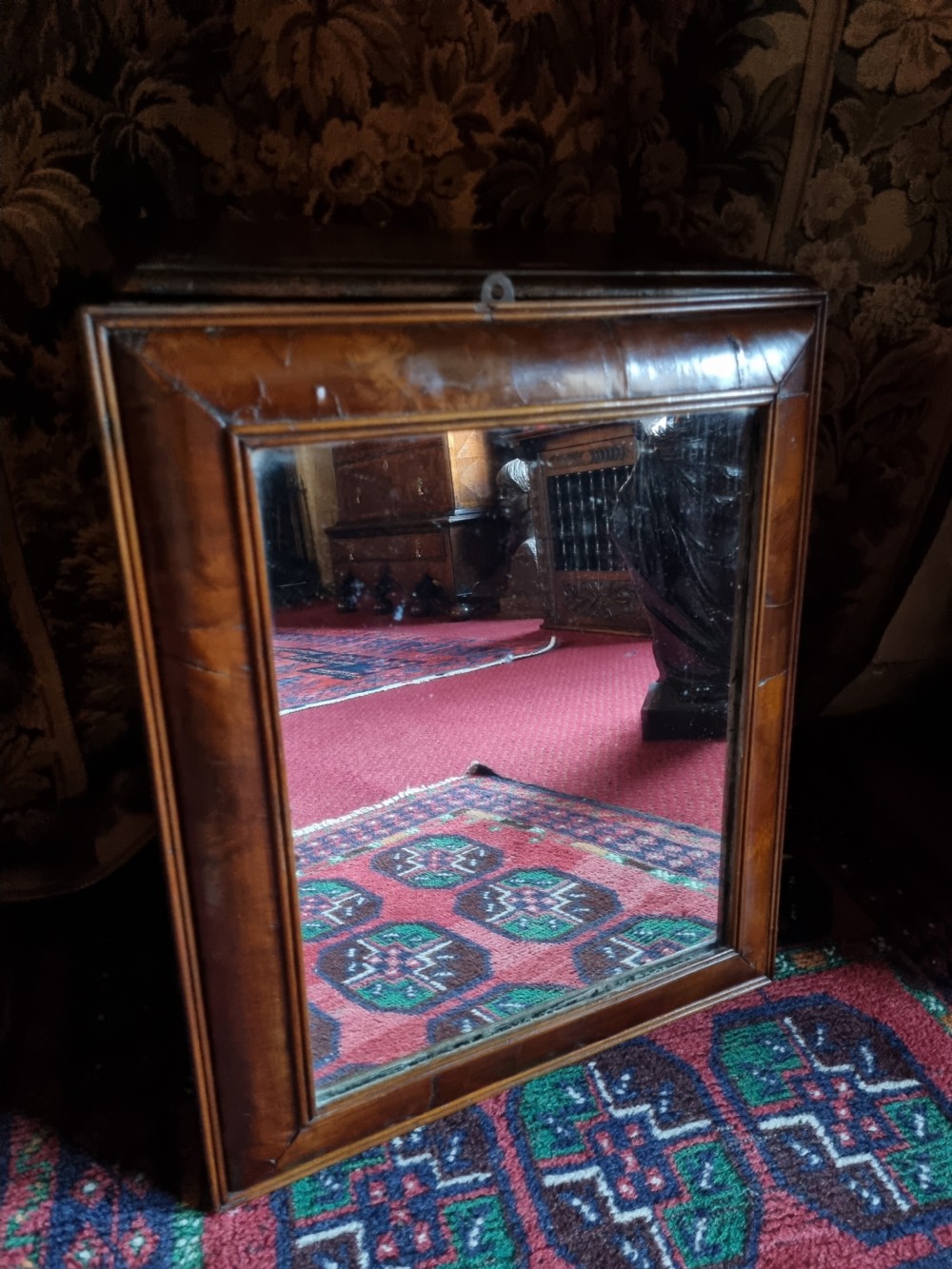 L17TH/E18THC WALNUT MOULDED PERIOD MIRROR View V