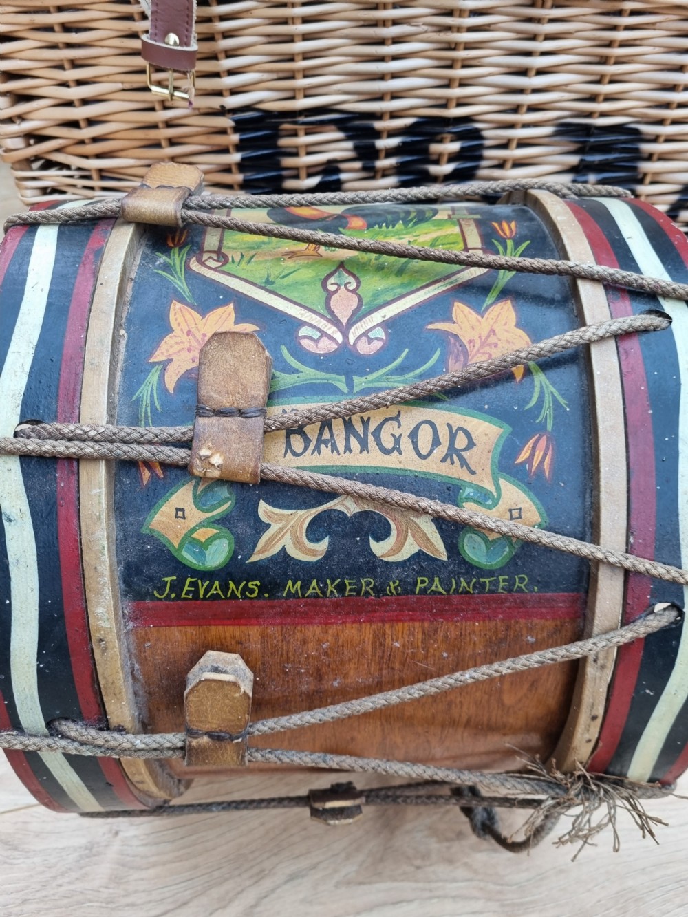NORTHERN IRELAND DECORATED BAND DRUM E.20THC  View IV