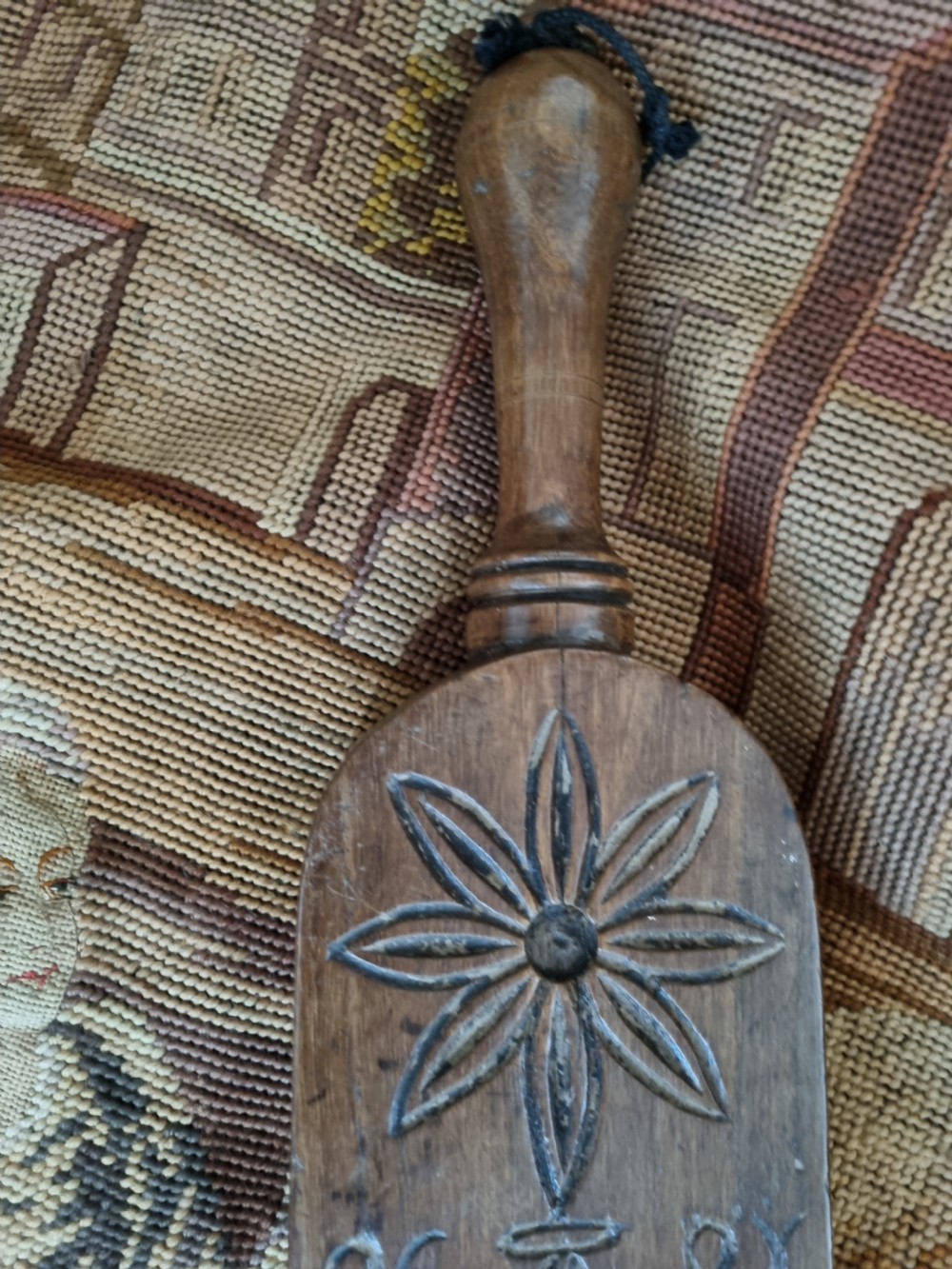 LARGE WELSH DATED AND CARVED TREEN LAUNDRY PADDLE View IV