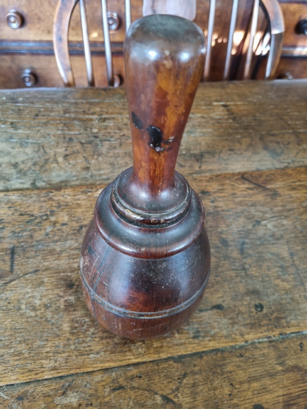 LARGE 18THC ENGLISH  WALNUT MALLET