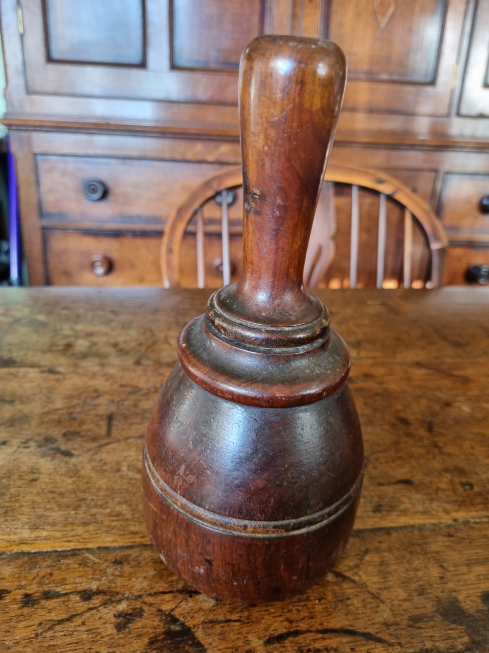 LARGE 18THC ENGLISH  WALNUT MALLET View III