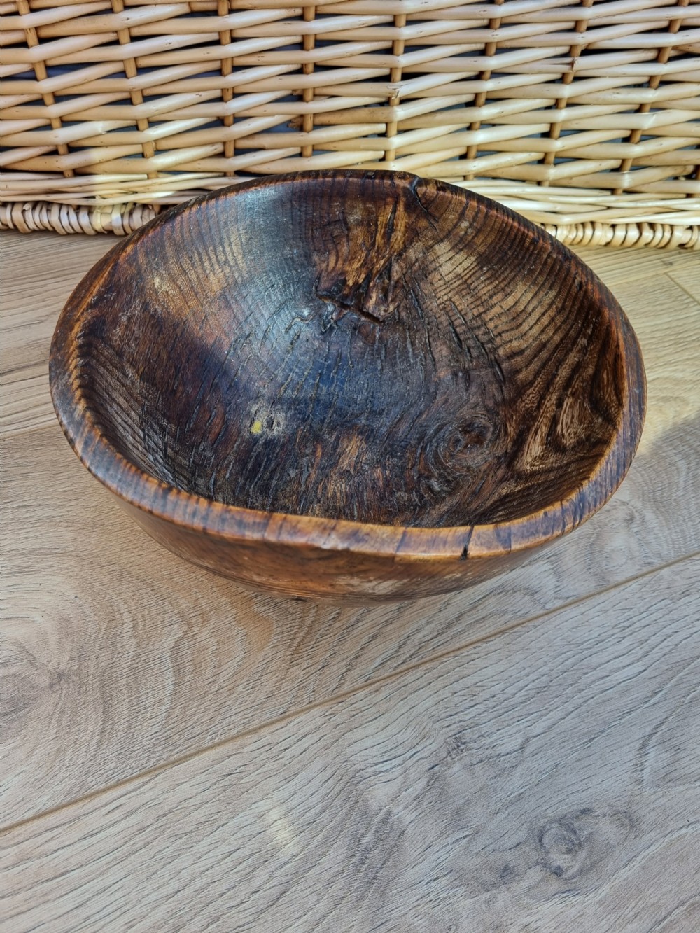 SUPER WELSH  L18THC /E19THC ELM CAWL BOWL  View IV