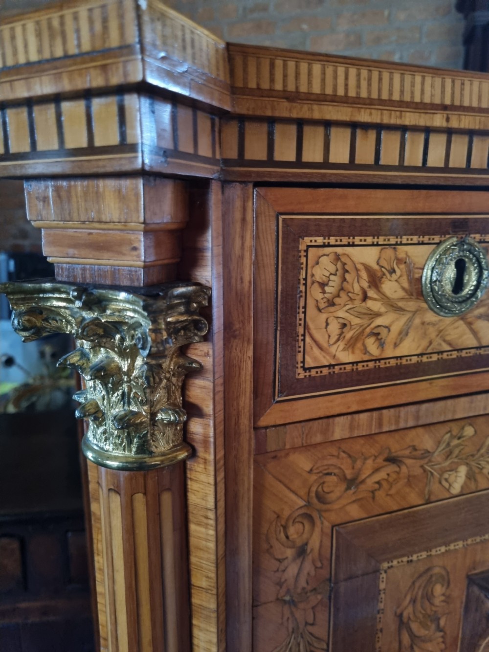 WONDERFUL EARLY 19THC  INLAID WALNUT ESCRITOIRE/WRITING DESK View VIII
