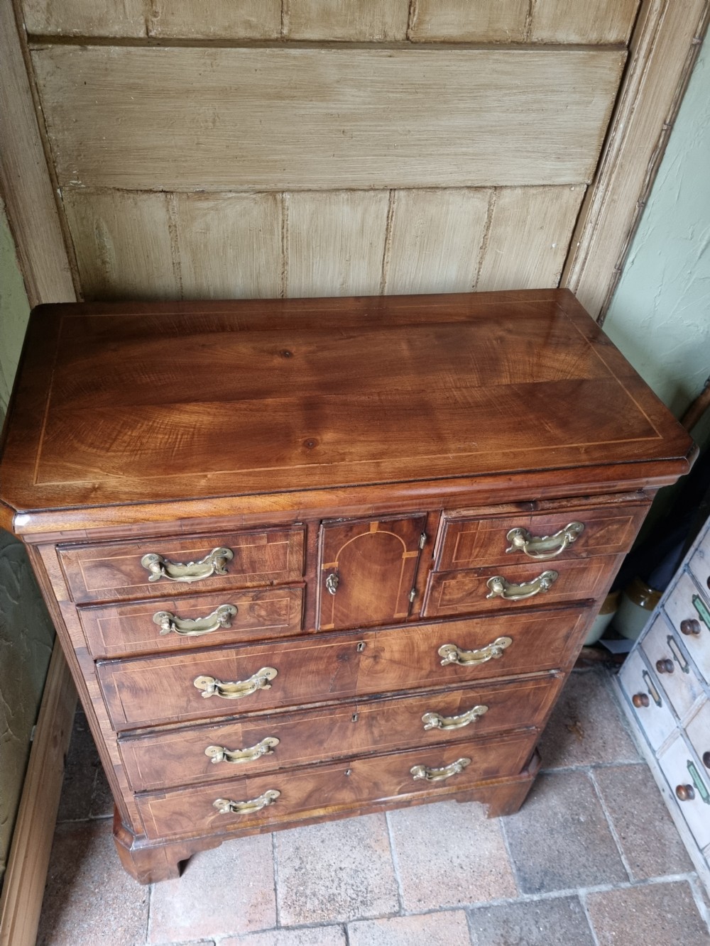 18THC WALNUT 
