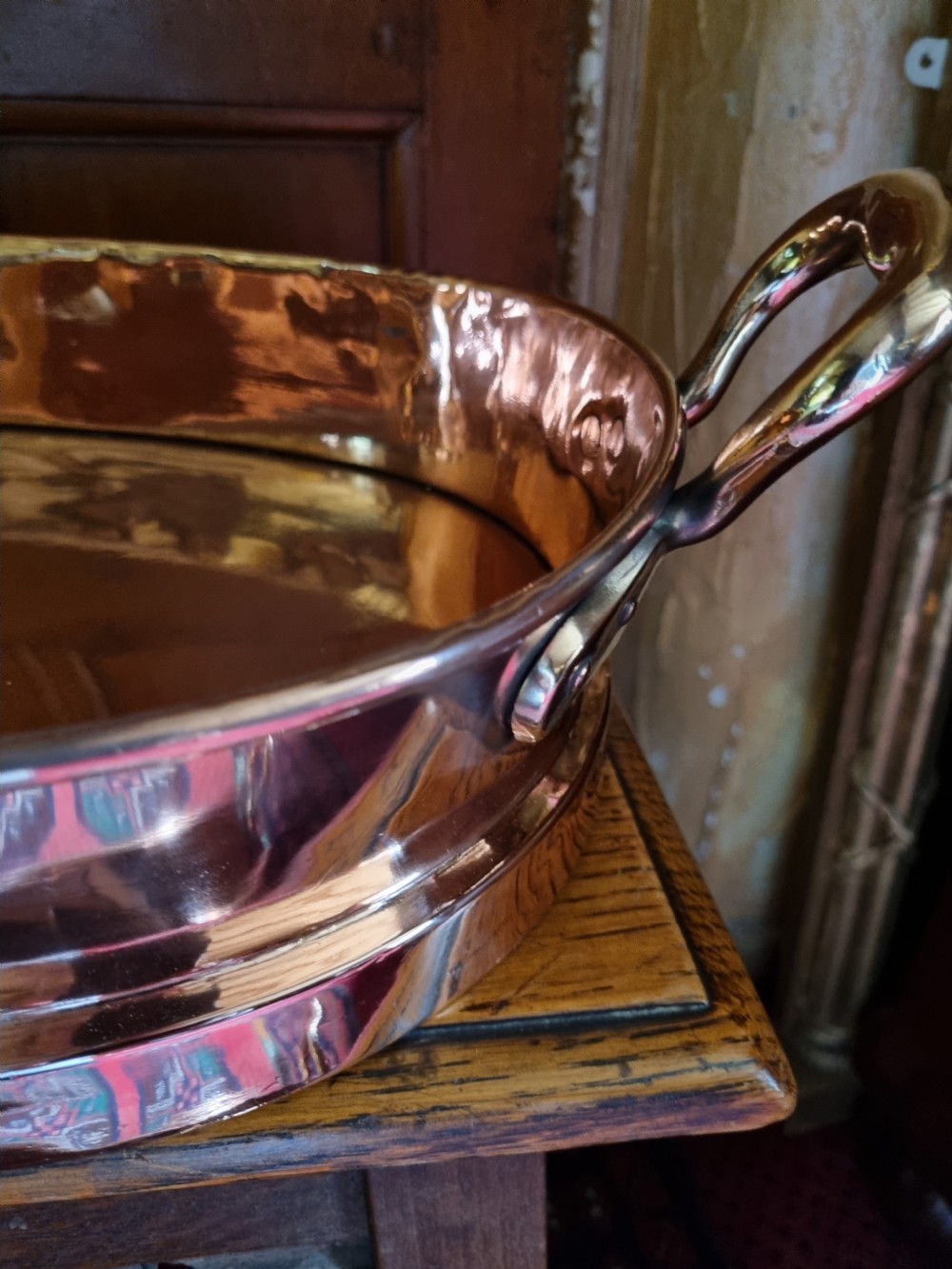 A PAIR OF LARGE 19THC COPPER OVAL COOKING PANS (FISH ETC) View IV