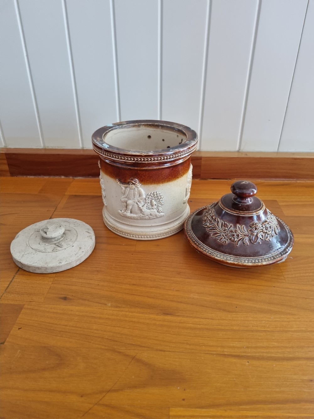 RARE MID 19THC STONEWARE TOBACCO  
JAR LAMBETH View II