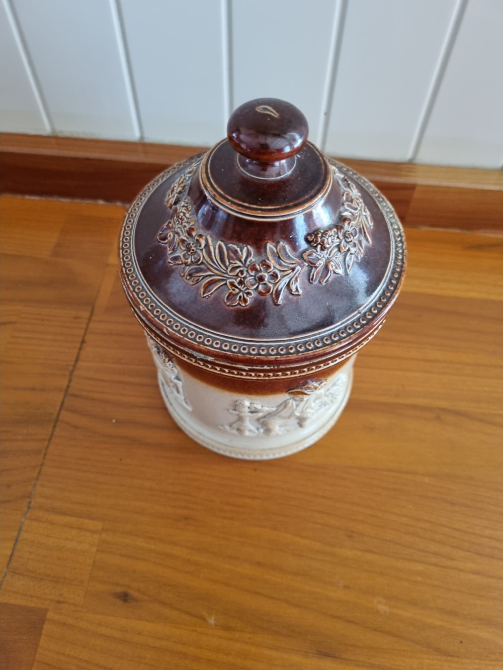 RARE MID 19THC STONEWARE TOBACCO  
JAR LAMBETH View VIII