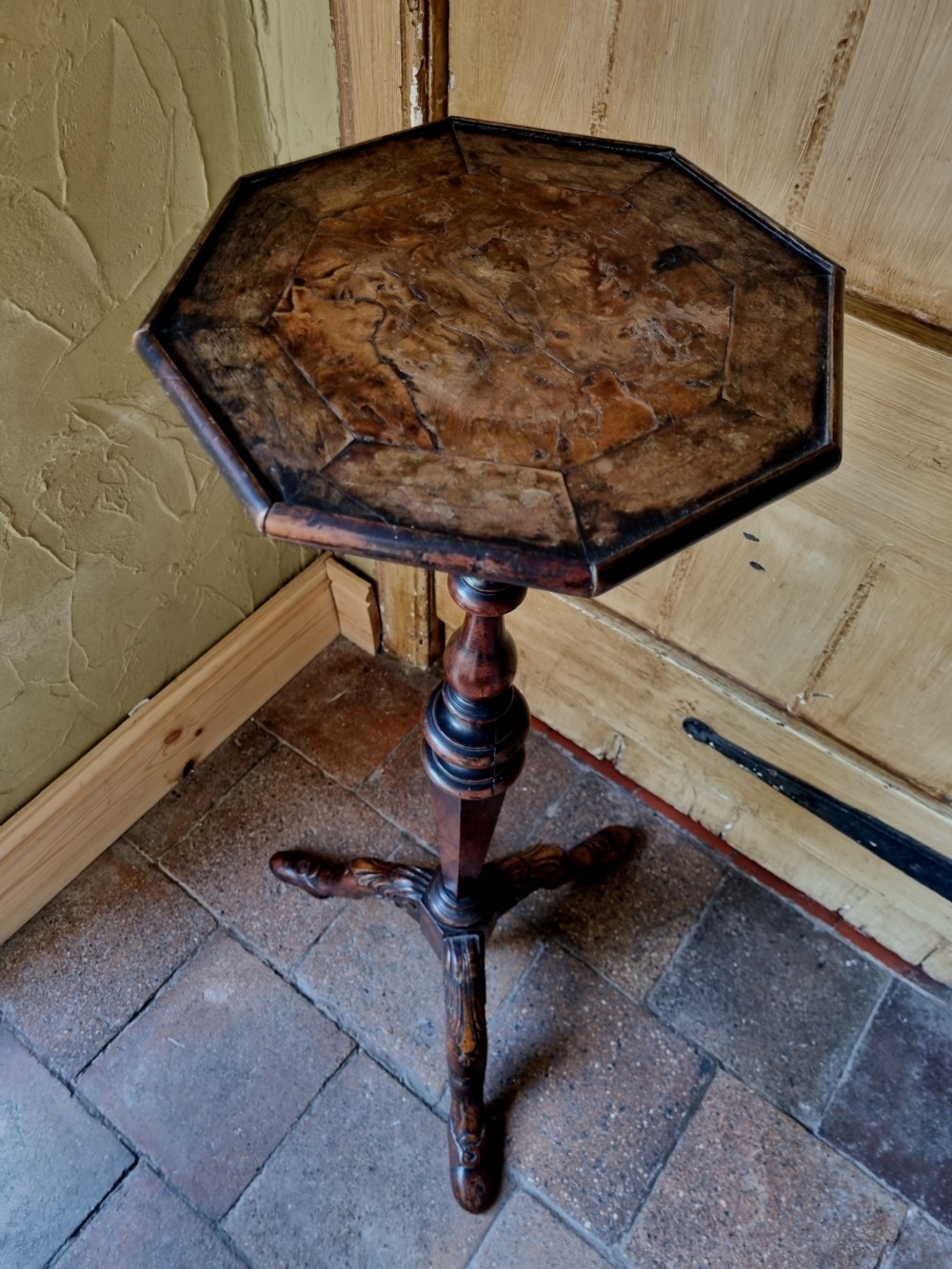 AN EARLY ORIGINAL 18THC WALNUT 