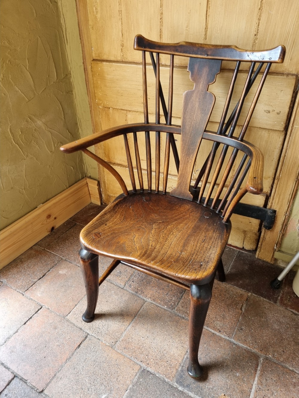18THC THAMES VALLEY ASH AND ELM WINDSOR ARMCHAIR  View VII