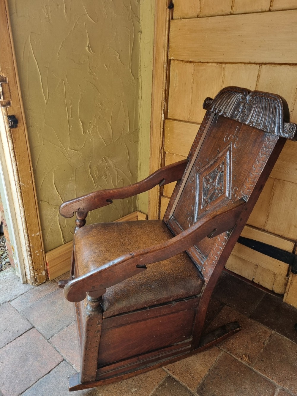 LARGE 17THC YORKSHIRE CARVED OAK  ROCKING ARMCHAIR C1680