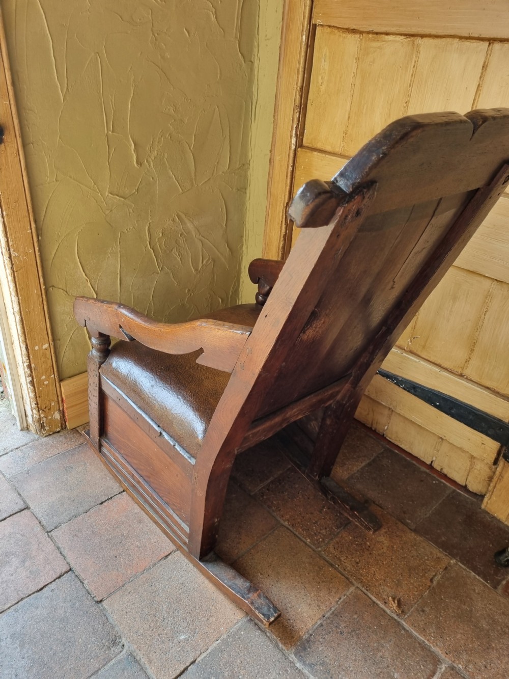 LARGE 17THC YORKSHIRE CARVED OAK  ROCKING ARMCHAIR C1680 View VIII