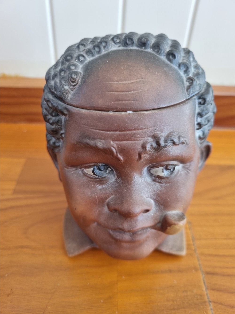 AFRICAN/AMERICAN L19THC TOBACCO JAR View VII