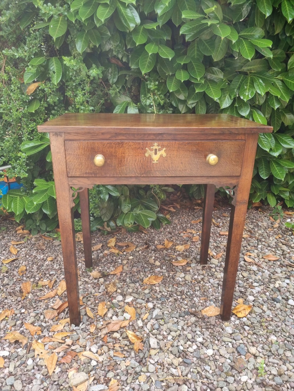 18THC WELSH SMALL OAK SIDE TABLE  View IV