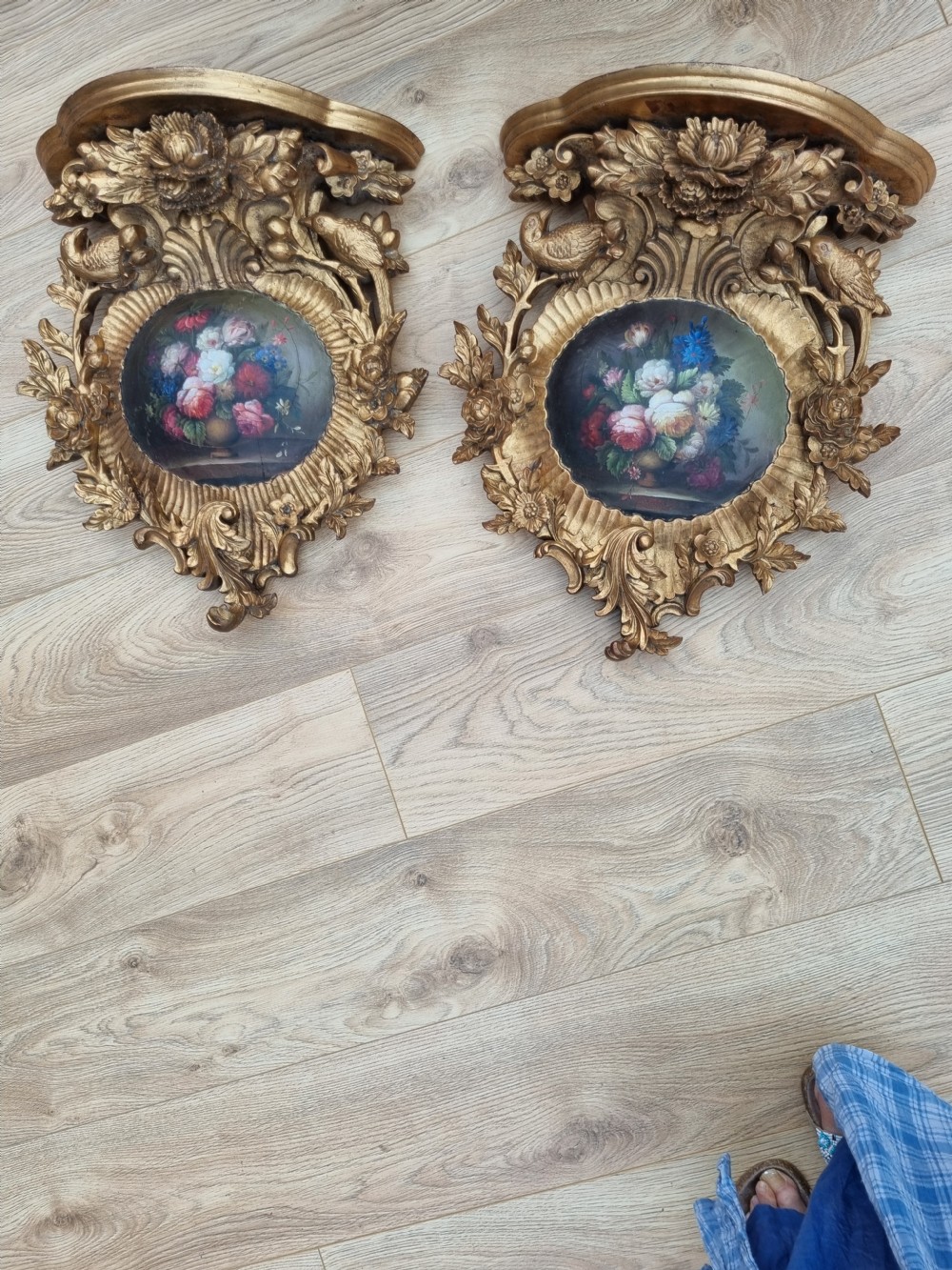 WONDERFUL PAIR OF 19THC GILTWOOD BRACKETS  View VII