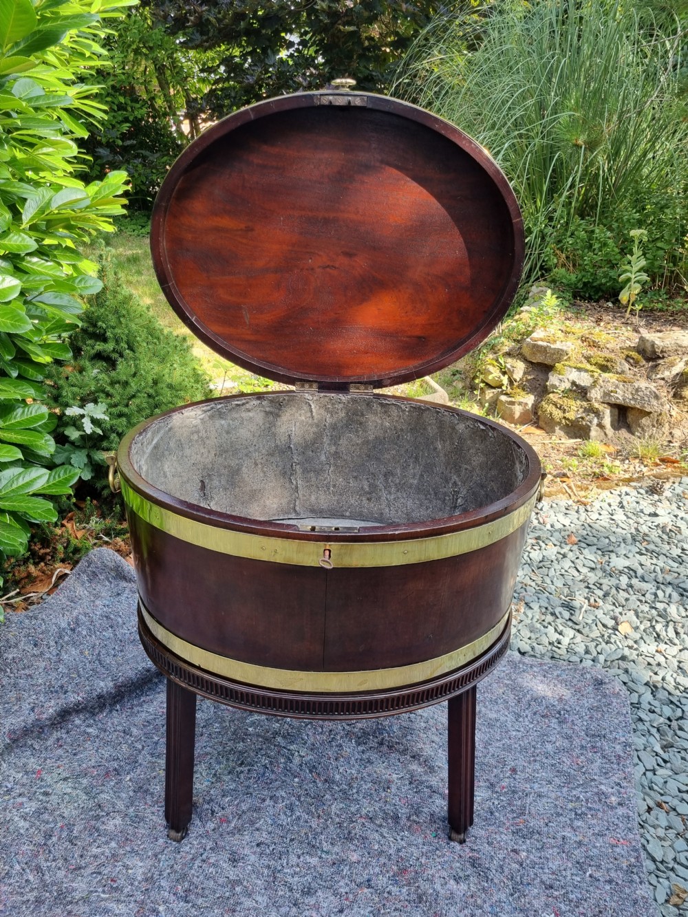  MID 18THC LARGE COUNTRY HOUSE MAHOGANY WINE COOLER View XIII