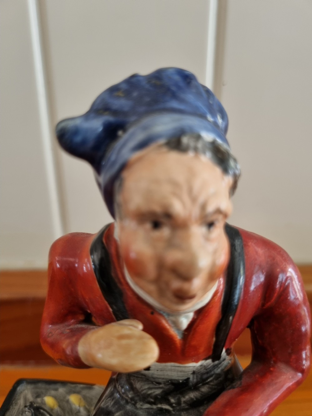 GOOD 18THC SMALL STAFFORDSHIRE LADY  View II