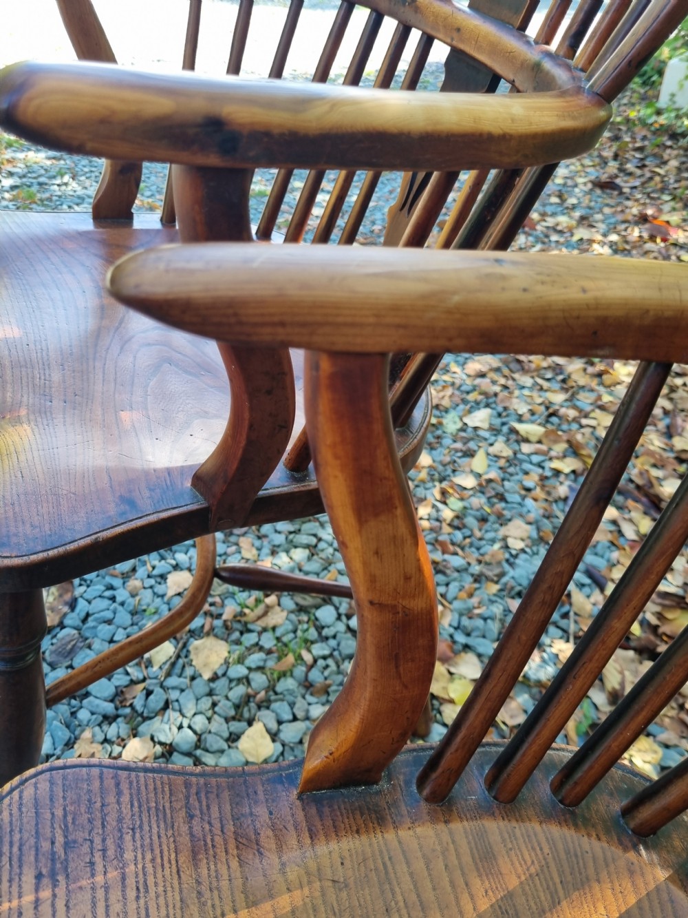 ANTIQUE E19THC YEW WOOD WINDSOR ARMCHAIR View V