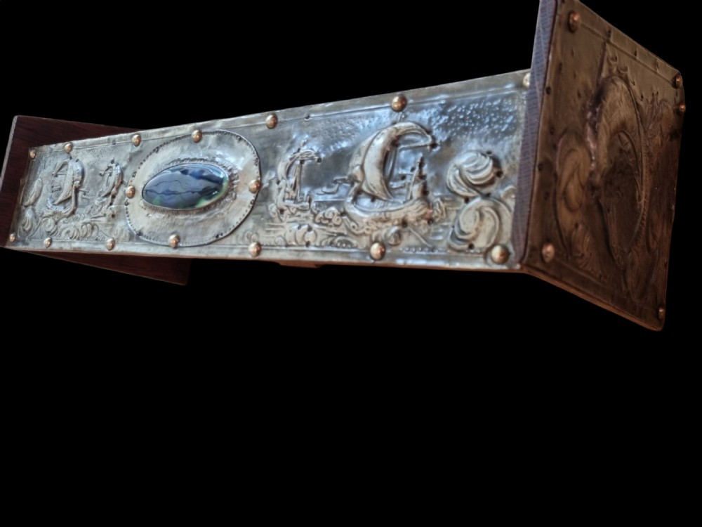SUPERB ARTS AND CRAFTS OAK.AND BRASS BOOKTROUGH View V