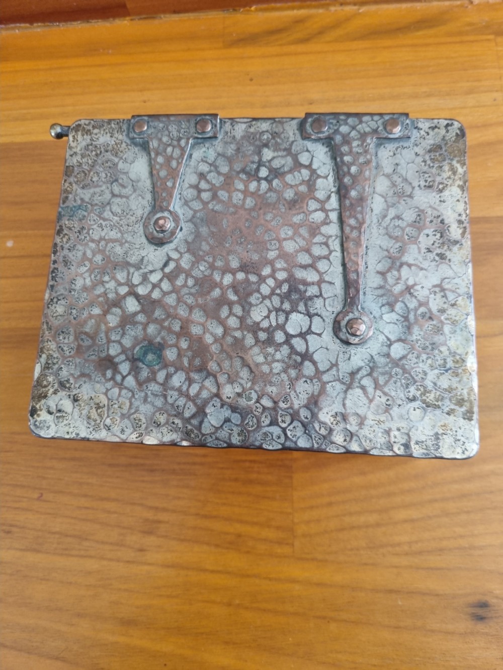 ARTS AND CRAFTS SMALL SILVERED BRASS AND COPPER BOX View II