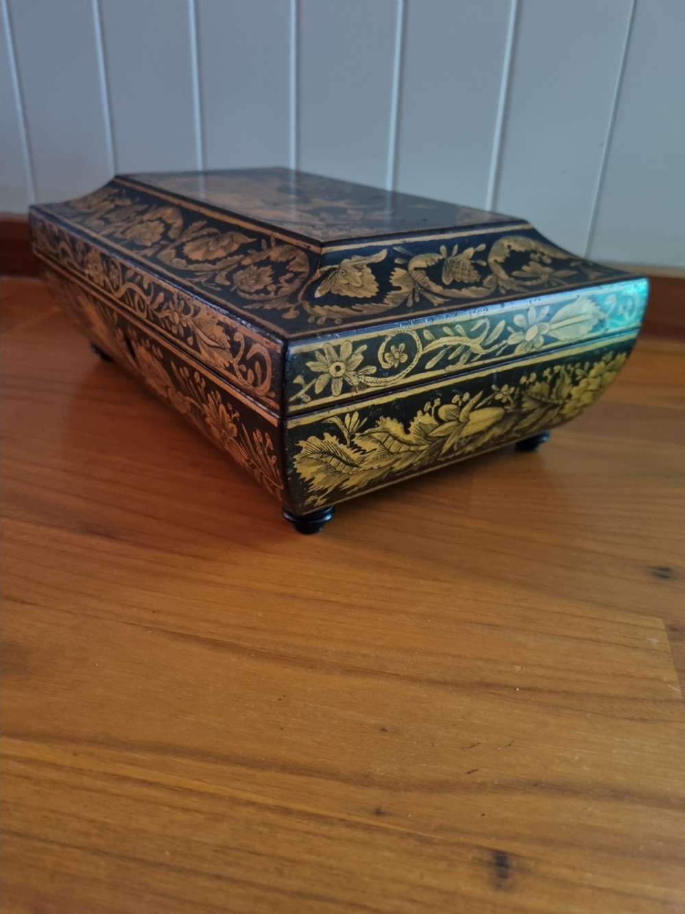 SUPERB LATE 18THC INLAID AND PENWORK CASKET View V